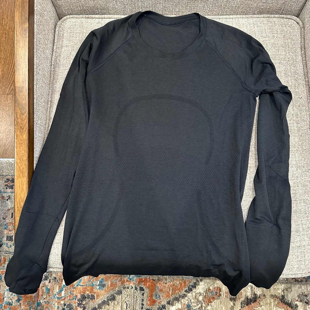 Lululemon swiftly long sleeve shirt, black, size 8. 2 available